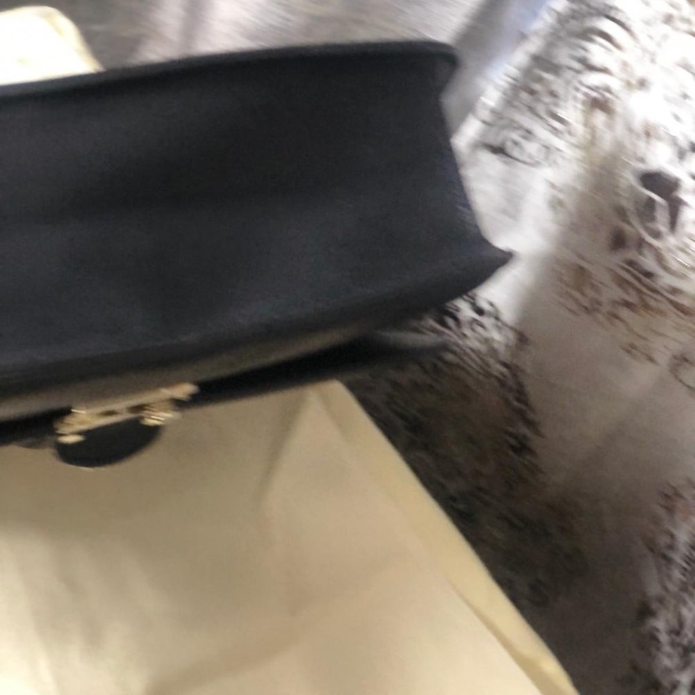 VALENTINO ROCKSTUD BAG MEDIUM - Picture 6 of 14